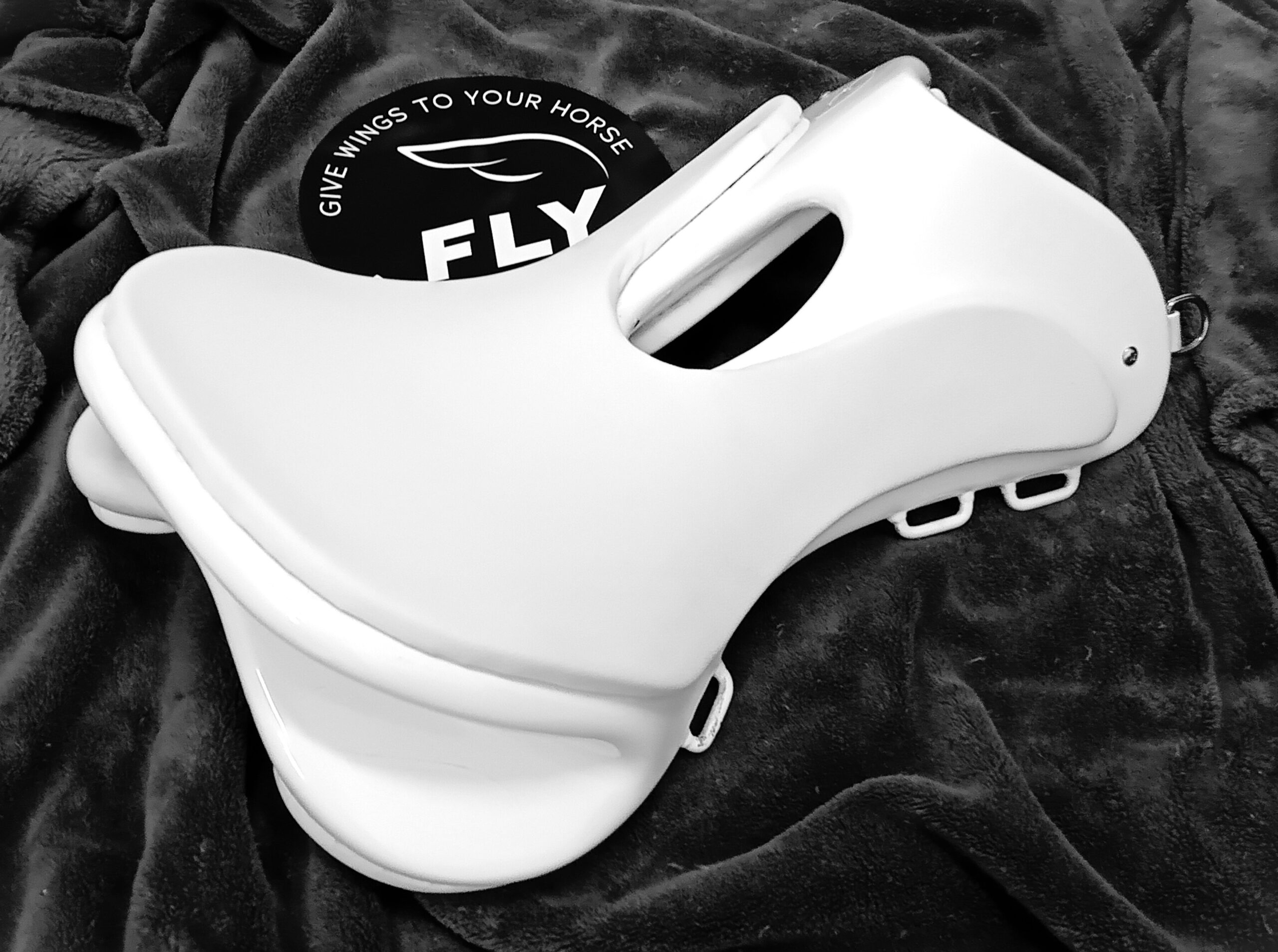 240801 FLY XPert Sx White